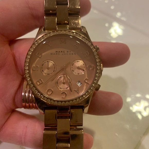 Marc Jacobs rose gold watch - Picture 5 of 5